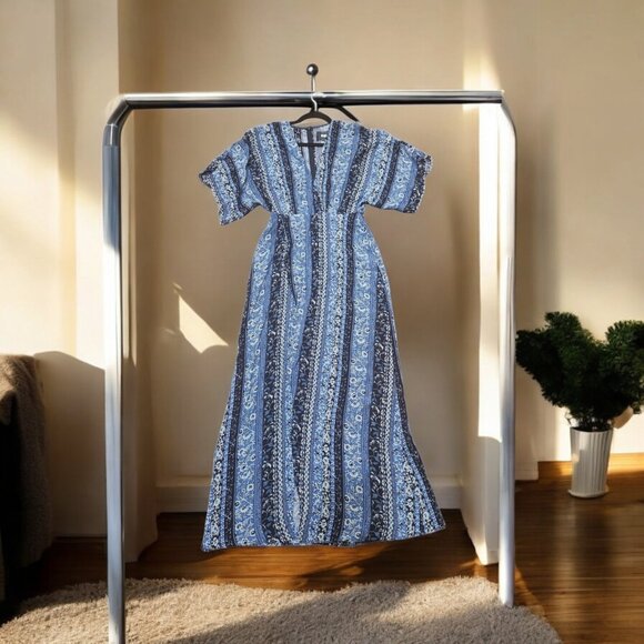 Reformation Wrap Dress floral print Size 4 - Picture 15 of 15